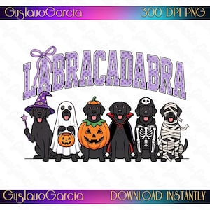 Könnte beinhalten: Eine digitale Grafik mit dem Text LABRACADABRA in lila gepunkteten Buchstaben mit einer Schleife. Darunter tragen sechs schwarze Labrador-Hunde Halloween-Kostüme: ein Zauberer, ein Geist mit Kürbiseimer, ein Kürbis, ein Vampir, ein Skelett und eine Mumie.
