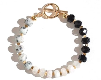 Pulsera de piedra lunar: Pulsera apilable con cuentas negras, blancas y doradas