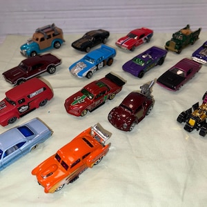 Vintage Lot of 15 Hot Wheels and Matchbox Racing Cars