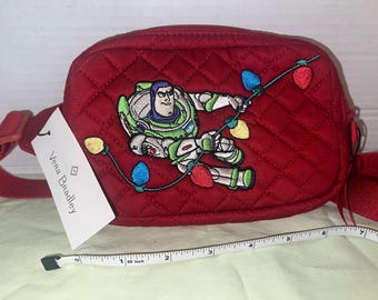 Riñonera pequeña Vera Bradley Disney Pixar Toy Story Buzz Lightyear Nueva