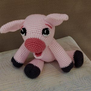 Crochet Pig Stuffed Animal: Adorable Amigurumi Toy