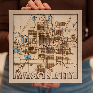 Mason City, Iowa, carte en bois découpée au laser