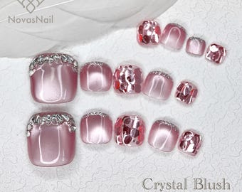 Rosa strass-pressade tånaglar: Glitter Chrome Pedikyr