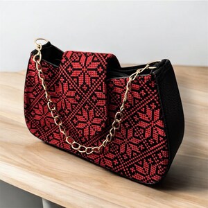 Bolso Tatreez Palestino - Cadena Dorada con Correa de Hombro Opcional - Diseño Palestino - Clutch