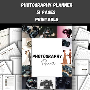 Könnte beinhalten: Ein druckbarer Fotografie-Planer mit 51 Seiten. Der Planer enthält Abschnitte für die Zielplanung, Einnahmen und Ausgaben, Marketing, Ausrüstungslisten und mehr. Das Cover zeigt ein Hochzeitspaar und den Text "PHOTOGRAPHY PLANNER".