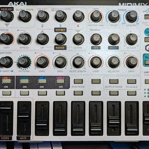 Reason Studios Quad Note Generator Player - Midimix Controller Overlay for Reason. Midi-toewijzingsbestand inbegrepen.