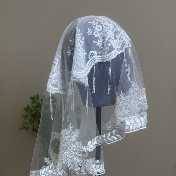 Vintage Veil, Bridal Mantilla Veil, Elegant Lace Veil With Bead Embellishment, Floral Wedding Veil, Unique Veil, Wedding Accessories