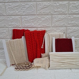 Passamanerie siciliane, frange, ponpon, cordini, stile barocco e vintage, per upcycling, scrap booking, tappezzeria, cucito, mix rosso-panna