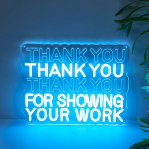 Bedankt dat je je werk laat zien: neonreclame voor wiskundeles