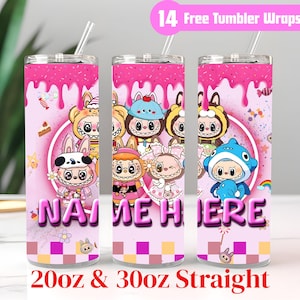 Lustige Cartoon Figur Tarot Karte Wrap Design Png, Trending Rosa Zeichentrickfigur 20oz Skinny Tumble PNG, Geschenk für Kinder, Puppe PNG