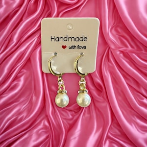 Handmade gold hoop earrings with pearl pendant | Elegant earrings | Gift for her