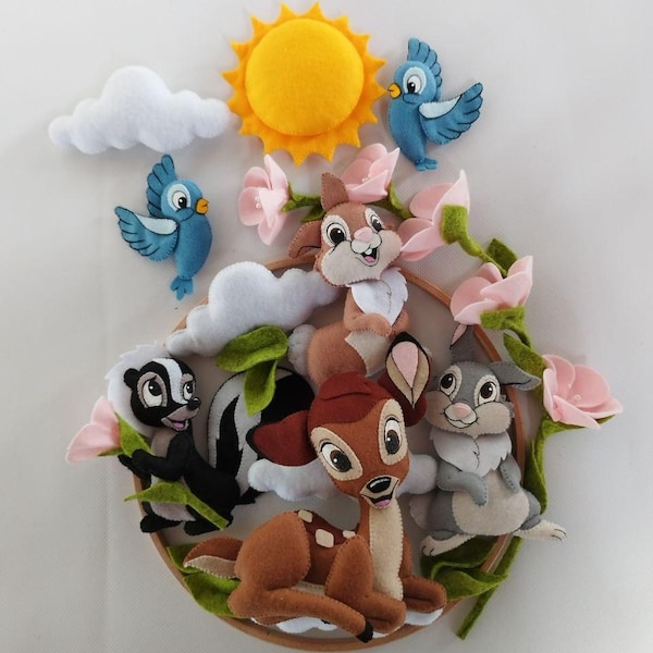 Móvil de bebé Bambi, móvil de cuna con animales del bosque, móvil artesanal de Tambor y Flor, regalo para bebé, móvil personalizado de Disney para la habitación del bebé