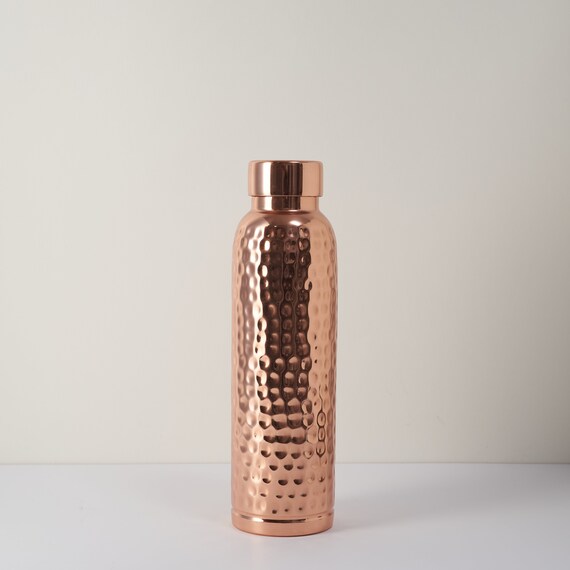 銅製ハンマード水筒1個　950ml pure copper 新品 Hammered Copper Water Bottle - 950ml - Copperculture - Etsy