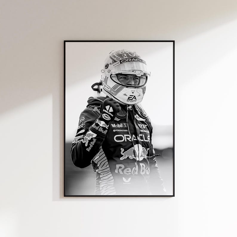 Set of 3 Max Verstappen Poster, Formula 1 Red Bull Poster, Formula 1 Poster, F1 Poster, F1 Wall Art, Formula 1 Print, Verstappen Poster