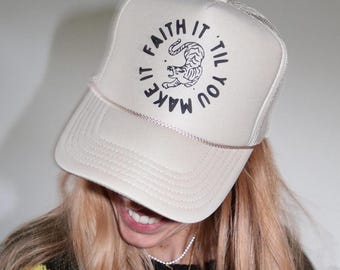 Gorra cristiana de camionero personalizada, estilo retro, para papá, con base religiosa, personalizable, moderna, para adolescentes, linda, para mamá de iglesia.