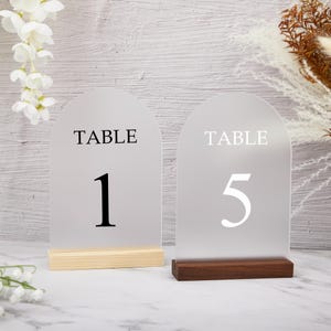 Frosted Acrylic Arch Wedding Table Numbers – Custom Table Number Signs, Rustic Wedding Decor, Modern Wedding Centerpiece, Table Signage