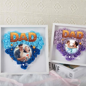 Scatola portafoto con fiori e luce personalizzata per papà, scatola portafoto con rose e nome del papà, regalo per papà, nonno, festa del papà