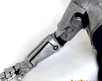 Cybernetic arm inspired by the Fullmetal Alchemist universe. Cosplay arm Edward Elric.