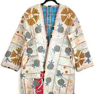Boho Kantha Suzani Jacket, Hand woolEmbroidered Suzani Jacket, Free Size Reversible Vintage Cotton Kantha Suzani Coat, Ethical Slow Fashion,