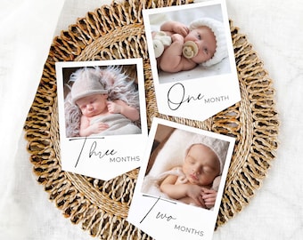 Puede incluir: Tres tarjetas de fotos blancas con texto negro y un bebé en cada foto. Las tarjetas están etiquetadas como "Un mes", "Dos meses" y "Tres meses".