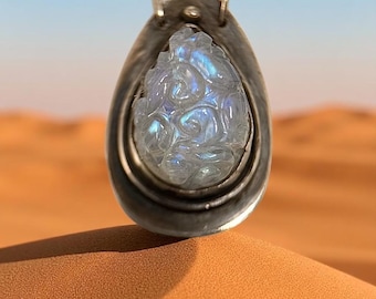 Carved Rainbow Moonstone Mughal Silversmith Metalsmith Necklace Pendant Sterling Silver OOAK