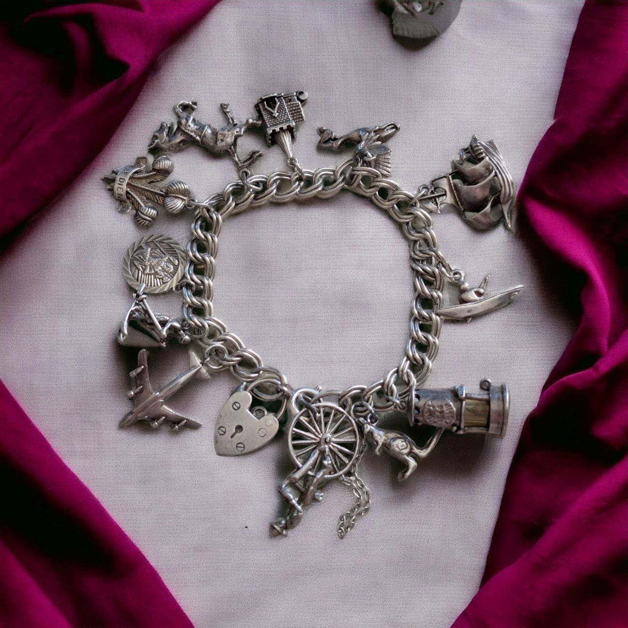 Vintage Sterling 925 Silver Bracelet With 13 Charms From EFC