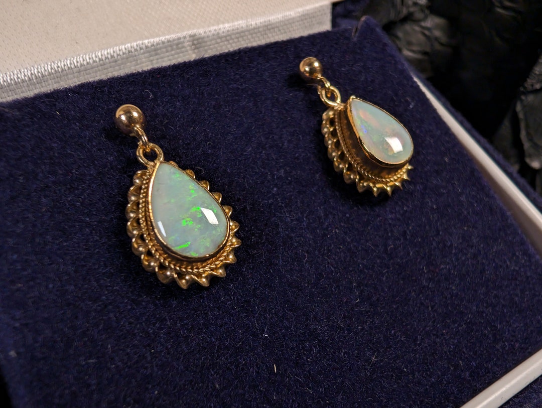 Retro Opalstein Gold Earrings