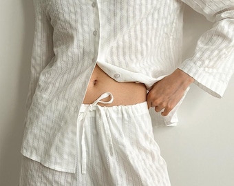 Cotton White Pajama Set: Women's Relaxed Fit Loungewear