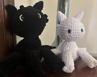 Crochet Night or Light Dragon