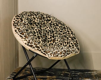 Folding Faux Fur Moon Chair for Adults - Boho Lounge Chair – Living Room Chair – Home Minimalist Furniture - 33" x 16" x 32.5" | Leopard