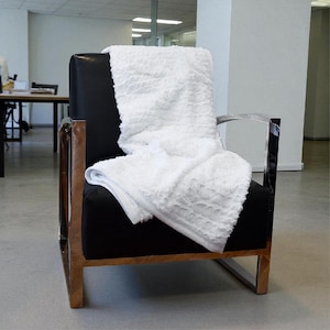 Luxurious Faux Fur Throw Blanket | Cozy Sheepskin Throw | Ivory Minky Blanket | Sofa & Bedspread Decor | Faux Fur Chair Cover, Home Decor
