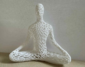 Yogafiguur: Meditatie Silent Power in Voronoi-stijl - hoogte 12 cm -16 cm - 20 cm / yogafiguren / sculptuur