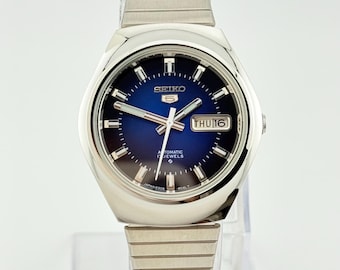 Vintage Seiko 5 Automatic Watch: Navy Blue Dial, 36mm Stainless Steel
