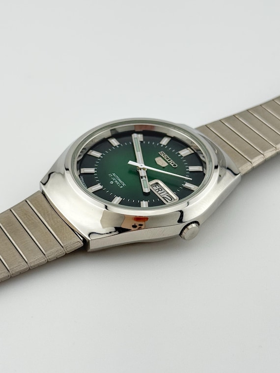 ヴィンテージ セイコー5 自動巻き腕時計：グリーン文字盤、36mm