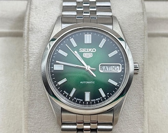 Vintage Refurbished Seiko 5 Automatic Watch - 1980s Green