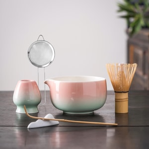 Pink Ceramic Matcha Bowl with Spout Bamboo Whisk and Chasen Holder, Gradient Glazed Pink Matcha Gift Set 450ml