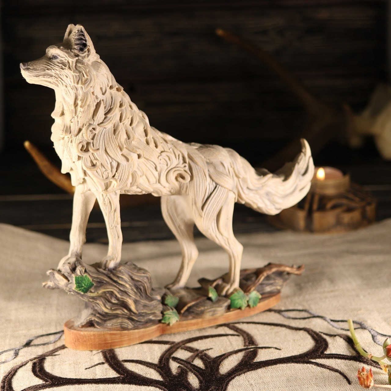 Timber Wolfの彫像、美術工芸品 il_fullxfull.6072016469_84je.jpg