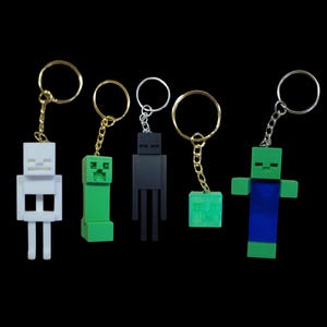 Minecraft-Style Pixel Monster Keychains – Zombie, Skeleton, Enderman, Slime & Creeper