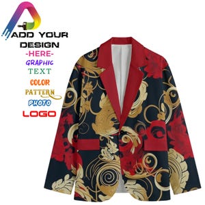Puede incluir: Una blazer estampada con cuello y ribetes de bolsillo rojos. La blazer presenta un fondo oscuro con diseños florales dorados y rojos. El texto "ADD YOUR DESIGN -HERE- GRAPHIC TEXT COLOR PATTERN PHOTO LOGO" está en la esquina superior izquierda.