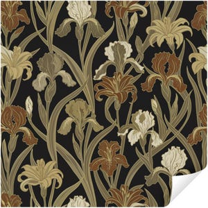 Könnte beinhalten: Ein sich wiederholendes Muster von Irisblüten in Braun-, Beige- und Cremetönen auf schwarzem Hintergrund. Das florale Design zeigt detaillierte Blütenblätter und lange, schlanke Blätter, die einen klassischen, eleganten Look erzeugen.