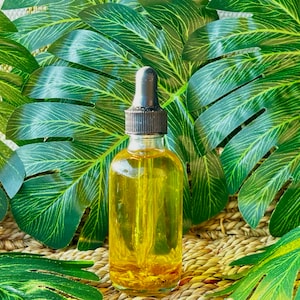 100% Herbal Infused Yoni Oil| Sweet Kitty Oil| Sneaky Link Yoni Oil | Feminine Oil| Organic| All Natural| Yoni Moisturizer | Natural Scented