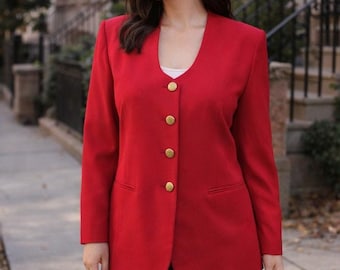 Blazer rojo vintage con botones dorados, estilo poderoso, dopamina, dinero antiguo, talla grande.