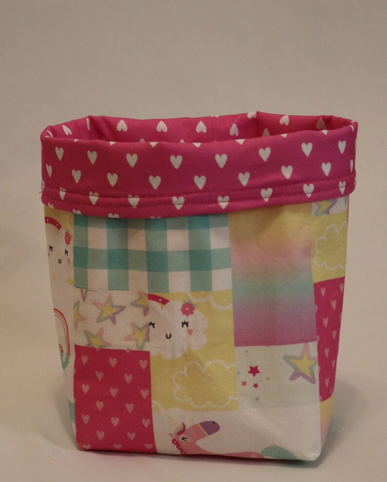 Nursery basket and its 4 accessories