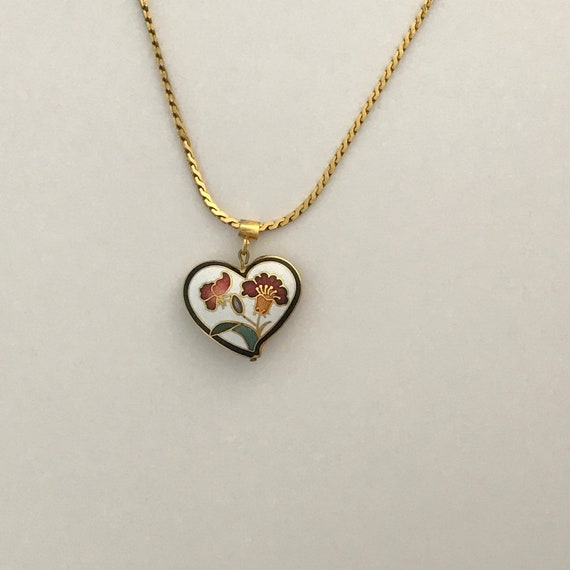 Avon Cloisonné Heart Vintage Floral Pendant and C… - image 4