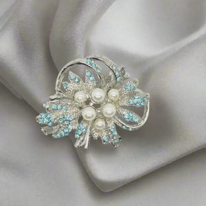 Vintage Brooch: Blue Rhinestones & Faux Pearls, Silver Tone