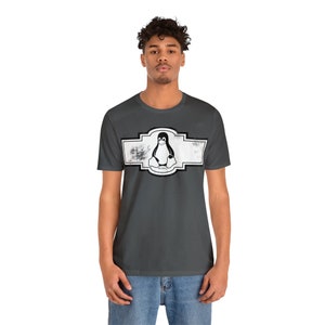 LINUX Tux the penguin T-Shirt image 4