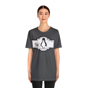 LINUX Tux the penguin T-Shirt image 3