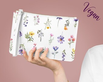 White Vegan Wristlet Bridesmaids Gift, Floral Clutch for Boho Wedding, Unique Gift Bags for Party Guests, Affordable Wedding Party Presents