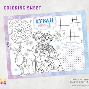Peut inclure: Une feuille de coloriage en noir et blanc représentant des personnages du film La Reine des Neiges. La feuille comprend un labyrinthe, un jeu de morpion et une recherche de mots. Le texte "KYRAH TURNS 4" est en haut de la feuille.