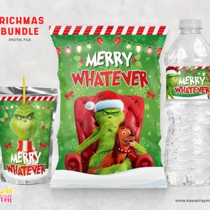 Könnte beinhalten: Ein Grinchmas-Bundle mit einem Saftbeutel, einer Snack-Tüte und einer Wasserflasche, alle in Grün und Rot. Der Grinch ist mit einem Weihnachtsmannhut und dem Text "Merry Whatever" abgebildet. Das Bundle ist eine digitale Datei.